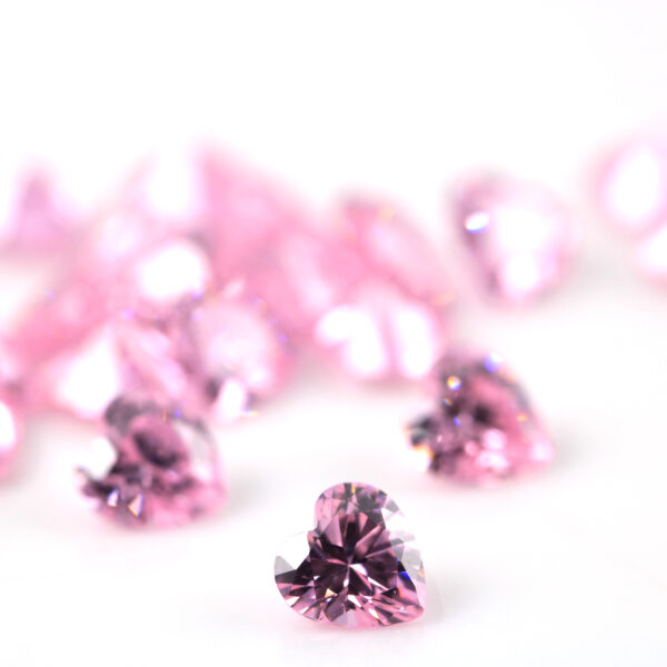 CIRCON  ROSA  CORAZON      5*5   mm
